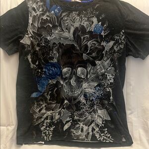Robert Graham Black and Blue Skull Graphic Tee